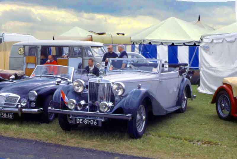 Superb large saloon - Dutch SA Tickford.